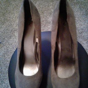 Mossimo Supply Co high heel shoes